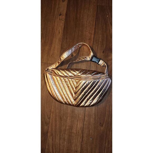 Sam Forever Fannypack  - Picture 1 of 4